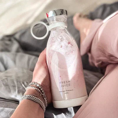 ÚLTIMA OPORTUNIDAD: COMPRA 1 Y LLEVA 2 -Mini licuadora de botella portátil